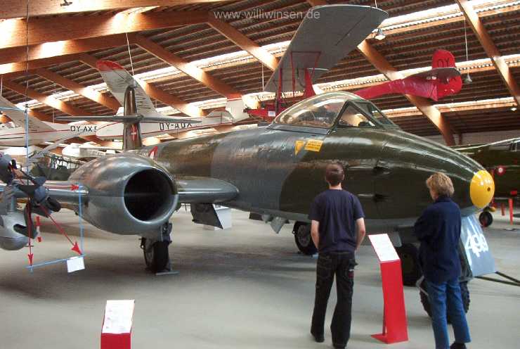 Gloster_Meteor_1
