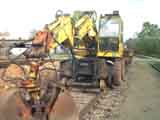 Zweiwege-Bagger. Gre: 76,5 kB